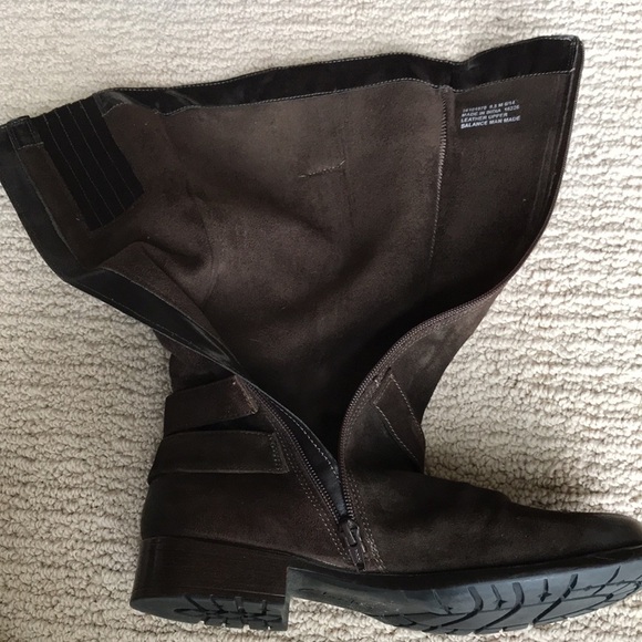 Clark’s Brown Suede Zip Boots 9.5 - Picture 13 of 13